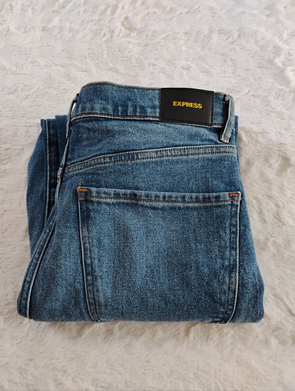 Express High Rise Straight Ankle Jeans - Picture 3 of 6